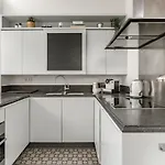 Family Townhouse In The Centre Gent