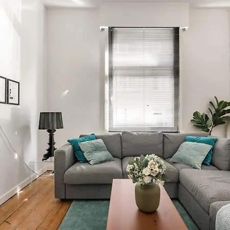Family Townhouse In The Centre