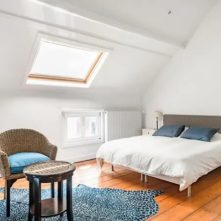 Family Townhouse In The Centre *