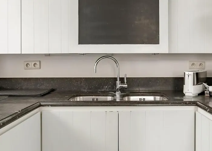 Family Townhouse In The Centre Дом отдыха *