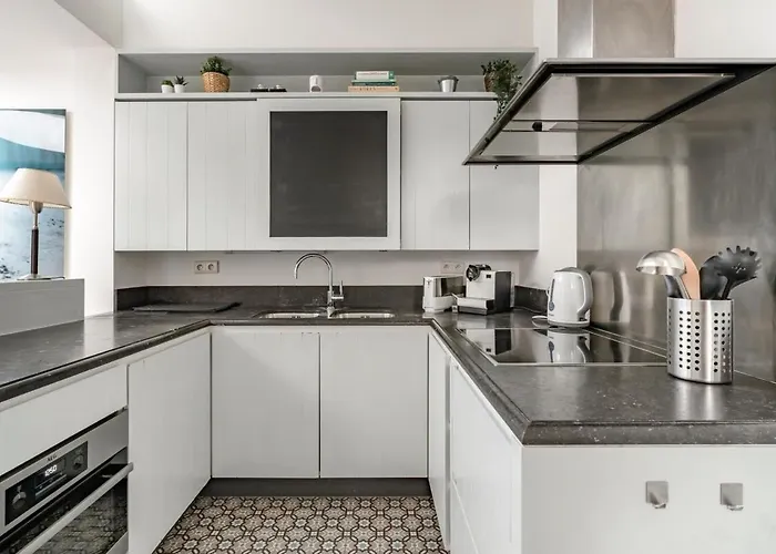 Family Townhouse In The Centre Гент